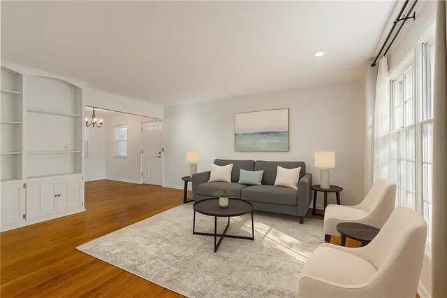 $300,000 | 4016 East Red Bridge Road, Kansas City, MO 64137