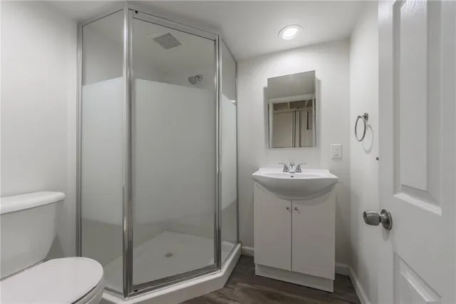 $300,000 | 4016 East Red Bridge Road, Kansas City, MO 64137