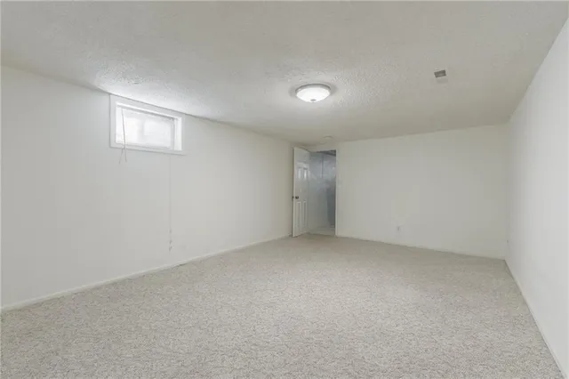 $300,000 | 4016 East Red Bridge Road, Kansas City, MO 64137