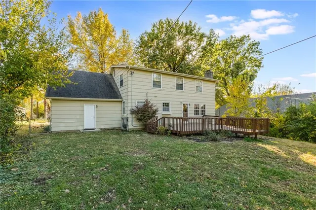 $300,000 | 4016 East Red Bridge Road, Kansas City, MO 64137