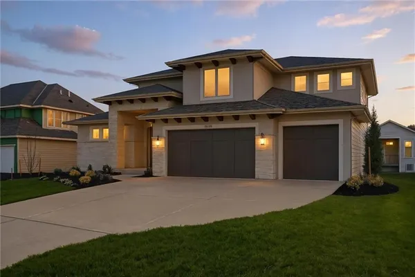 $940,160 | 21913 West 99th Terrace, Lenexa, KS 66220