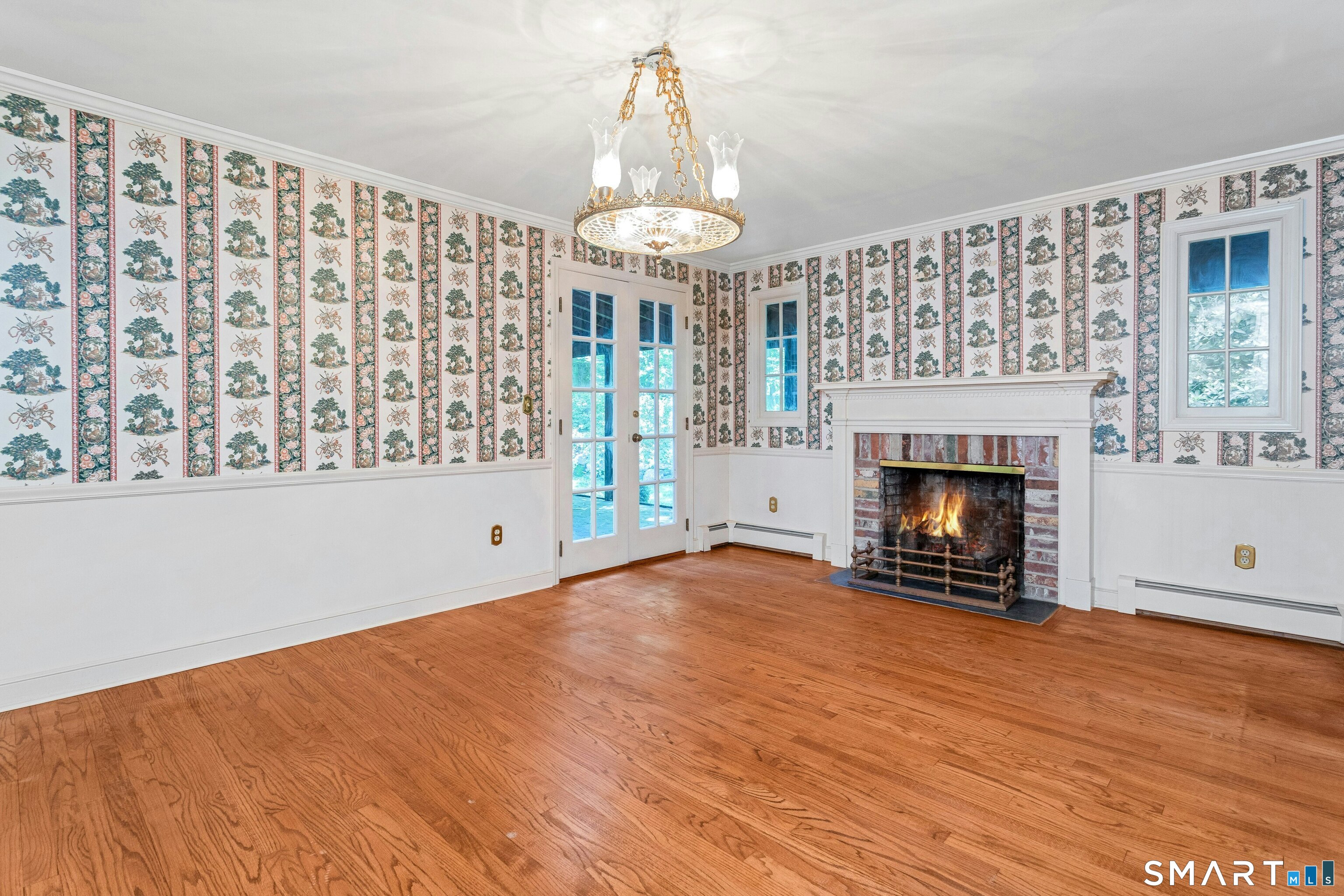 85 Carriage Road Wilton, CT 06897 - Photo 11 of 38