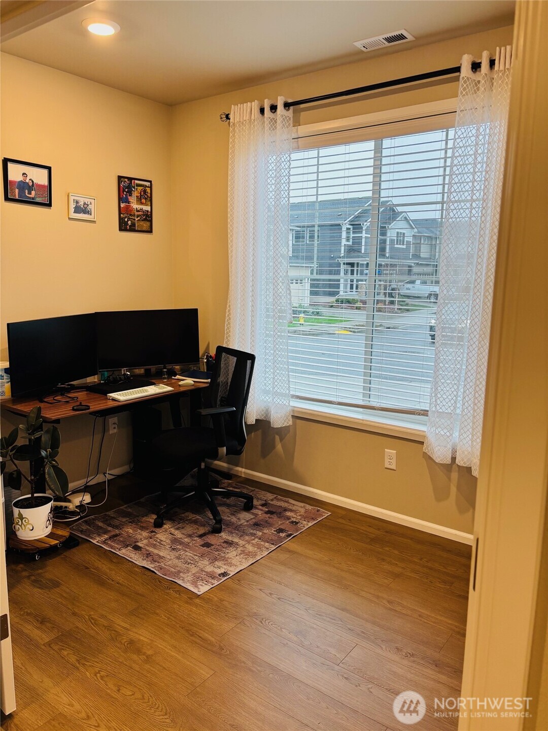 12003 9th Place Southeast Lake Stevens, WA 98258 - Photo 7 of 31