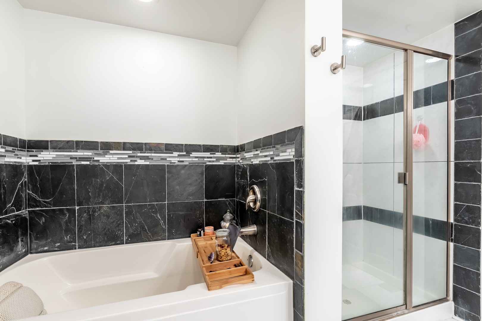 225 Main Street, Unit 408 Roselle, IL 60172 - Photo 20 of 33