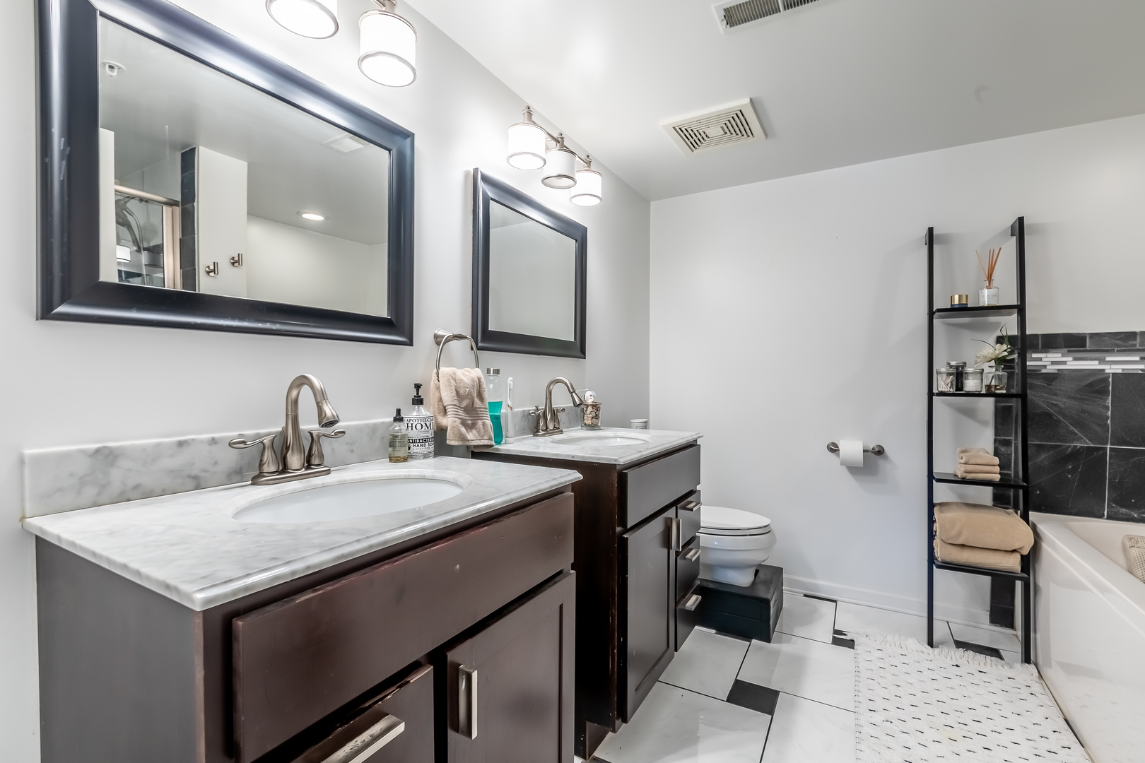 225 Main Street, Unit 408 Roselle, IL 60172 - Photo 21 of 33