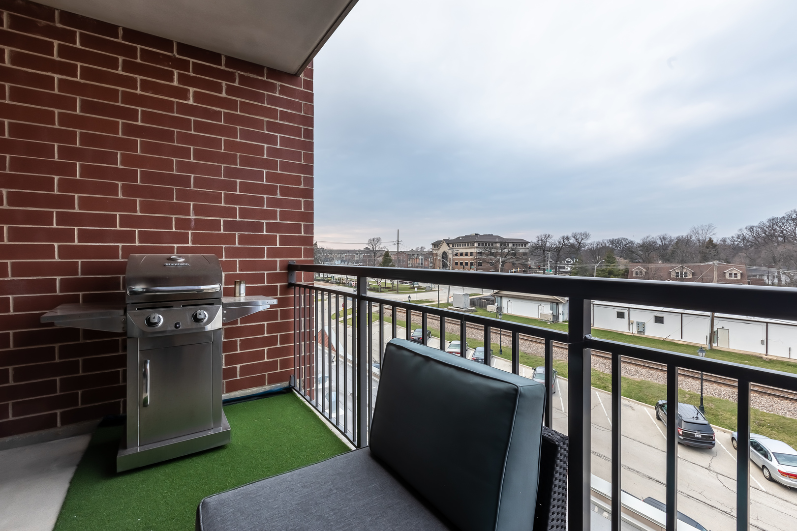 225 Main Street, Unit 408 Roselle, IL 60172 - Photo 28 of 33