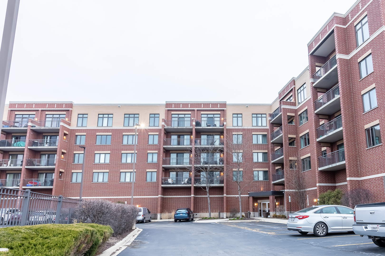 225 Main Street, Unit 408 Roselle, IL 60172 - Photo 32 of 33