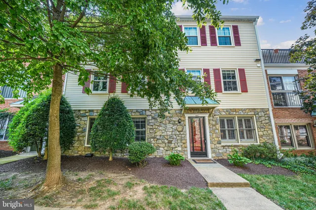 $565,000 | 88 North Bedford Street, Unit 88C, Arlington, VA 22201