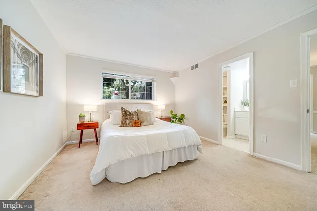 $565,000 | 88 North Bedford Street, Unit 88C, Arlington, VA 22201