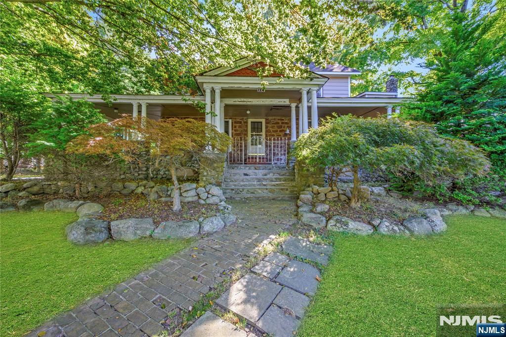 124 Rivervale Road Park Ridge, NJ 07656 - Photo 1 of 46 Gallery Image 1