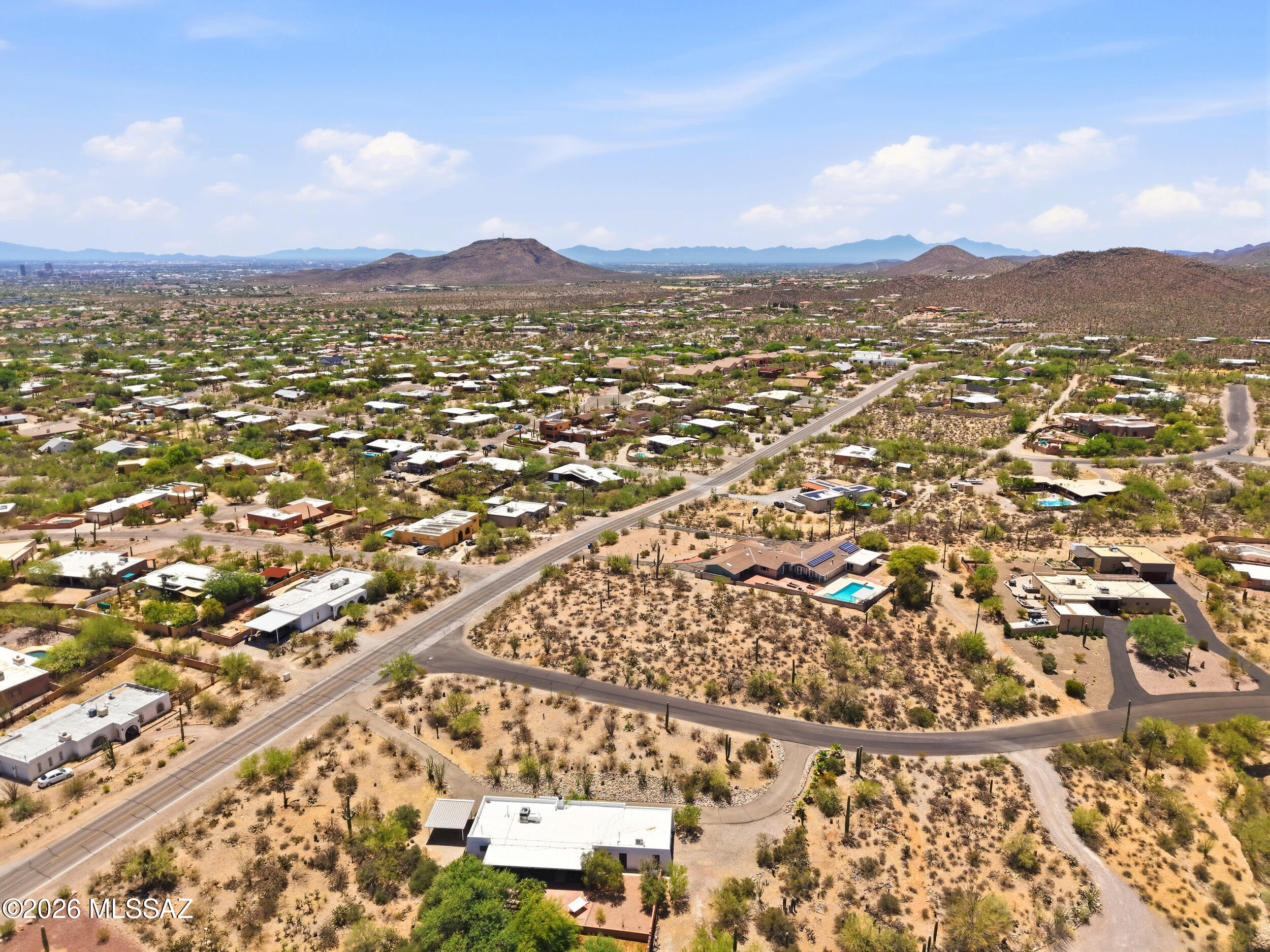 1801 North Painted Hills Road Tucson, AZ 85745 - Photo 13 of 16 13_painted_hills_013