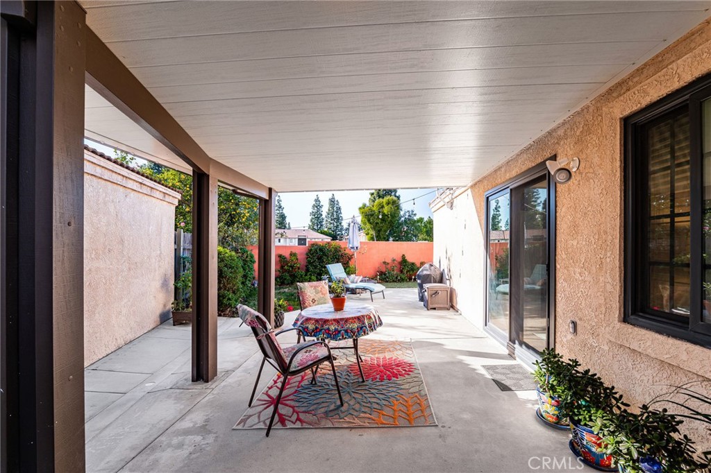 8576 Creekside Place Rancho Cucamonga, CA 91730 - Photo 26 of 37 a outdoor space with furniture