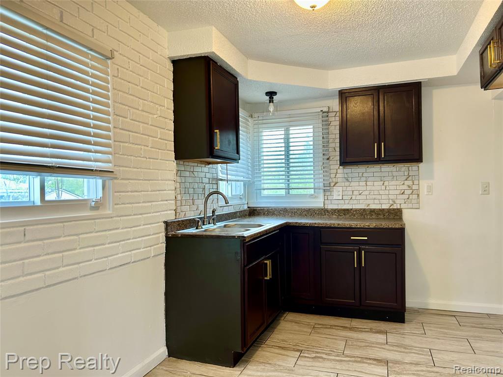 29881 Brooklane Street Inkster, MI 48141 - Photo 17 of 21