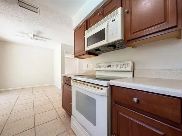 $350,000 | 909 Winchester Court, Brandon, FL 33510