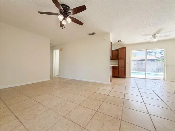 $350,000 | 909 Winchester Court, Brandon, FL 33510
