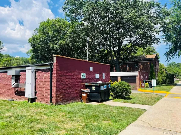 $215,000 | 196-49 69th Avenue, Unit 2 | Fresh Meadows