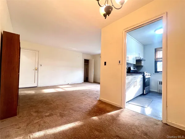 $215,000 | 196-49 69th Avenue, Unit 2 | Fresh Meadows