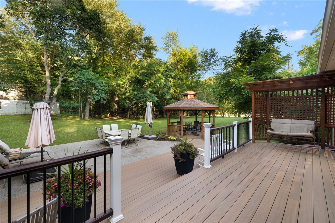 678 Shippeetown Road East Greenwich, RI 02818 - Photo 3 of 16 Gallery Image 3
