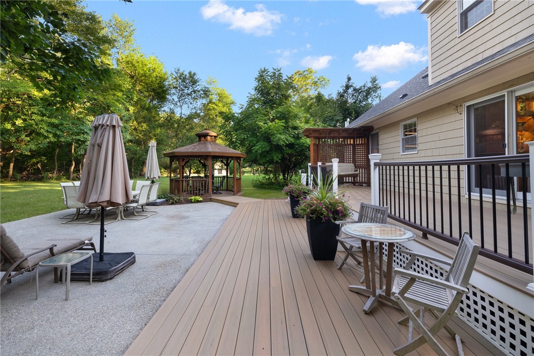 678 Shippeetown Road East Greenwich, RI 02818 - Photo 9 of 16 Gallery Image 9