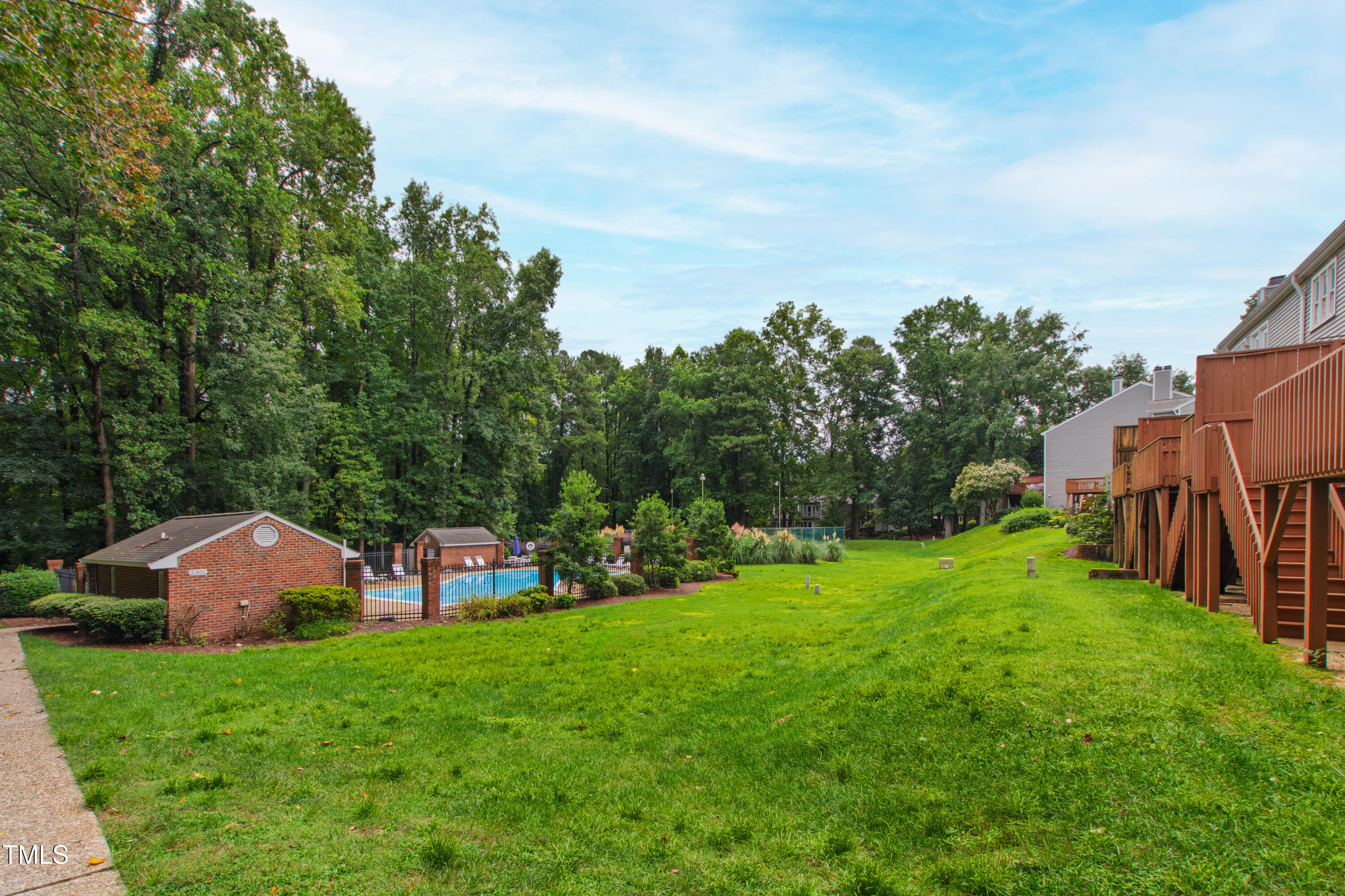 2301 Upper Oaks Way Raleigh, NC 27615 - Photo 51 of 55 Upper (4)