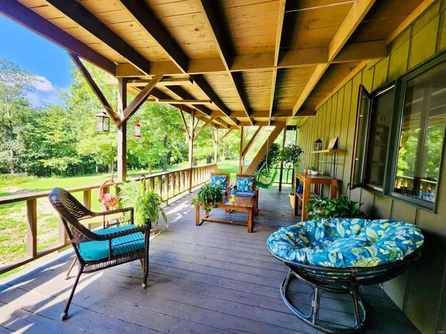 $522,900 | 19270 Cockrell Road, Yukon, MO 65589