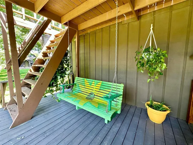 $522,900 | 19270 Cockrell Road, Yukon, MO 65589