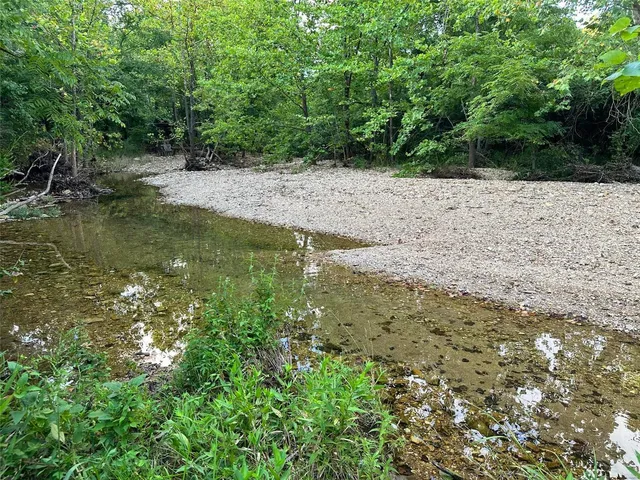 $522,900 | 19270 Cockrell Road, Yukon, MO 65589