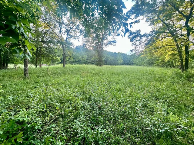 $522,900 | 19270 Cockrell Road, Yukon, MO 65589