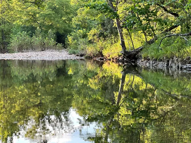 $522,900 | 19270 Cockrell Road, Yukon, MO 65589