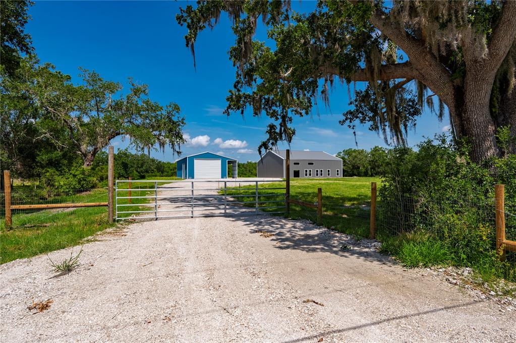 2593 Gene's Little Road Arcadia, FL 34266 - Photo 34 of 34 a view of a park with a tree in the background