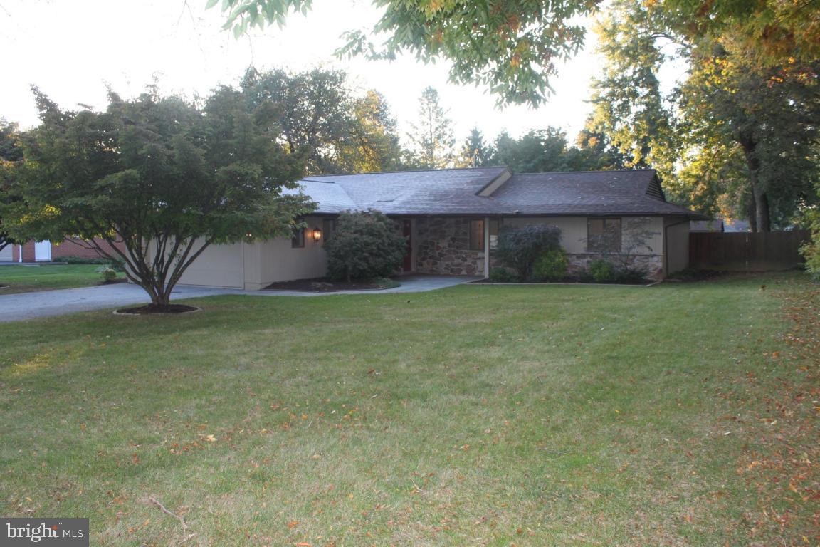 406 Ruth Ridge Drive Lancaster, PA 17601 - Photo 1 of 17 Gallery Image 1