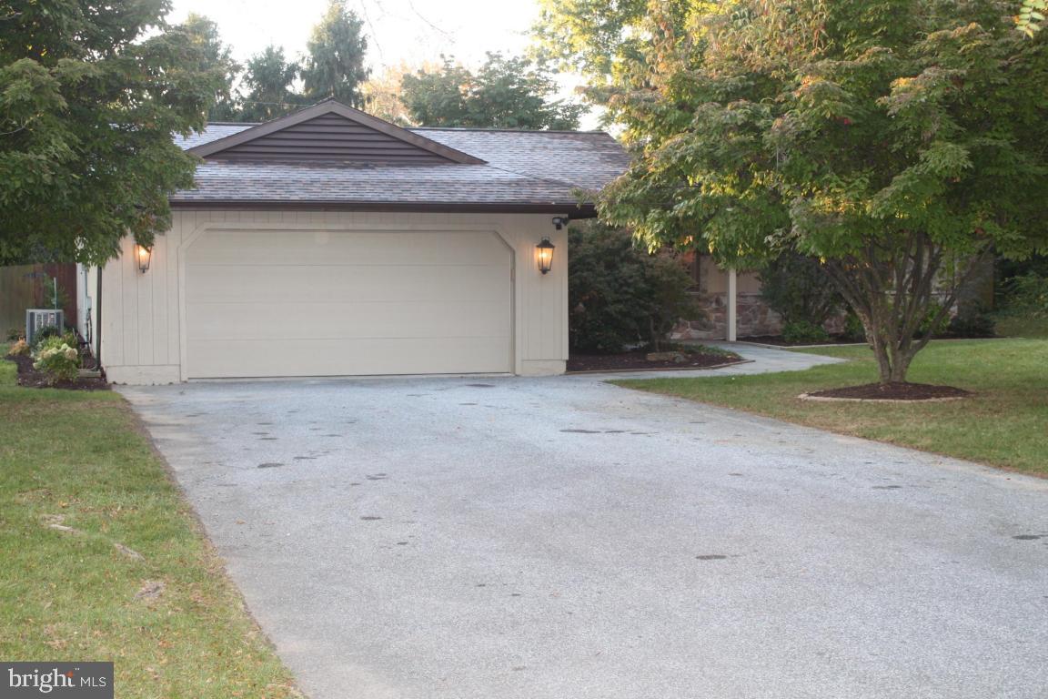 406 Ruth Ridge Drive Lancaster, PA 17601 - Photo 14 of 17 Gallery Image 14