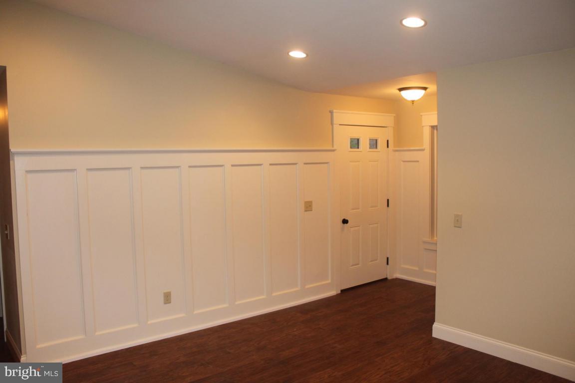 406 Ruth Ridge Drive Lancaster, PA 17601 - Photo 5 of 17 Gallery Image 5