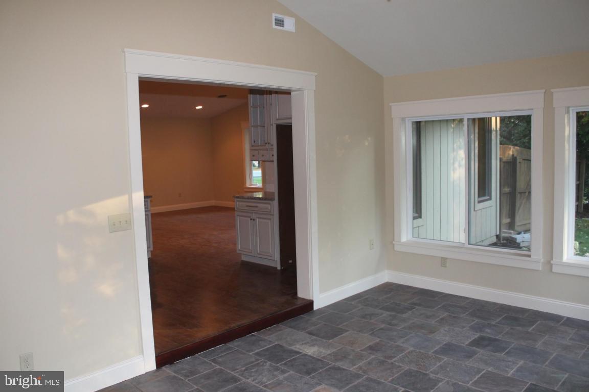 406 Ruth Ridge Drive Lancaster, PA 17601 - Photo 6 of 17 Gallery Image 6