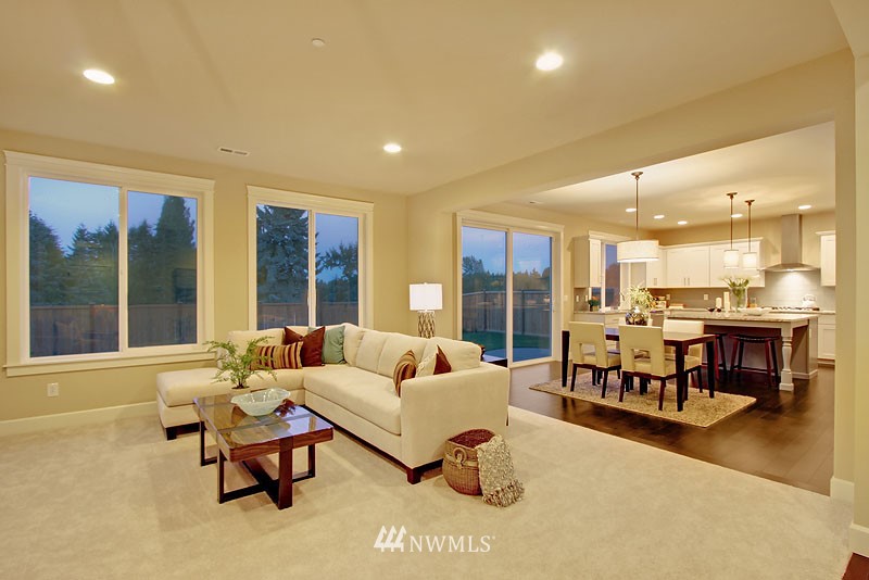 23815 3rd ( 9) Drive Southeast Bothell, WA 98021 - Photo 3 of 10