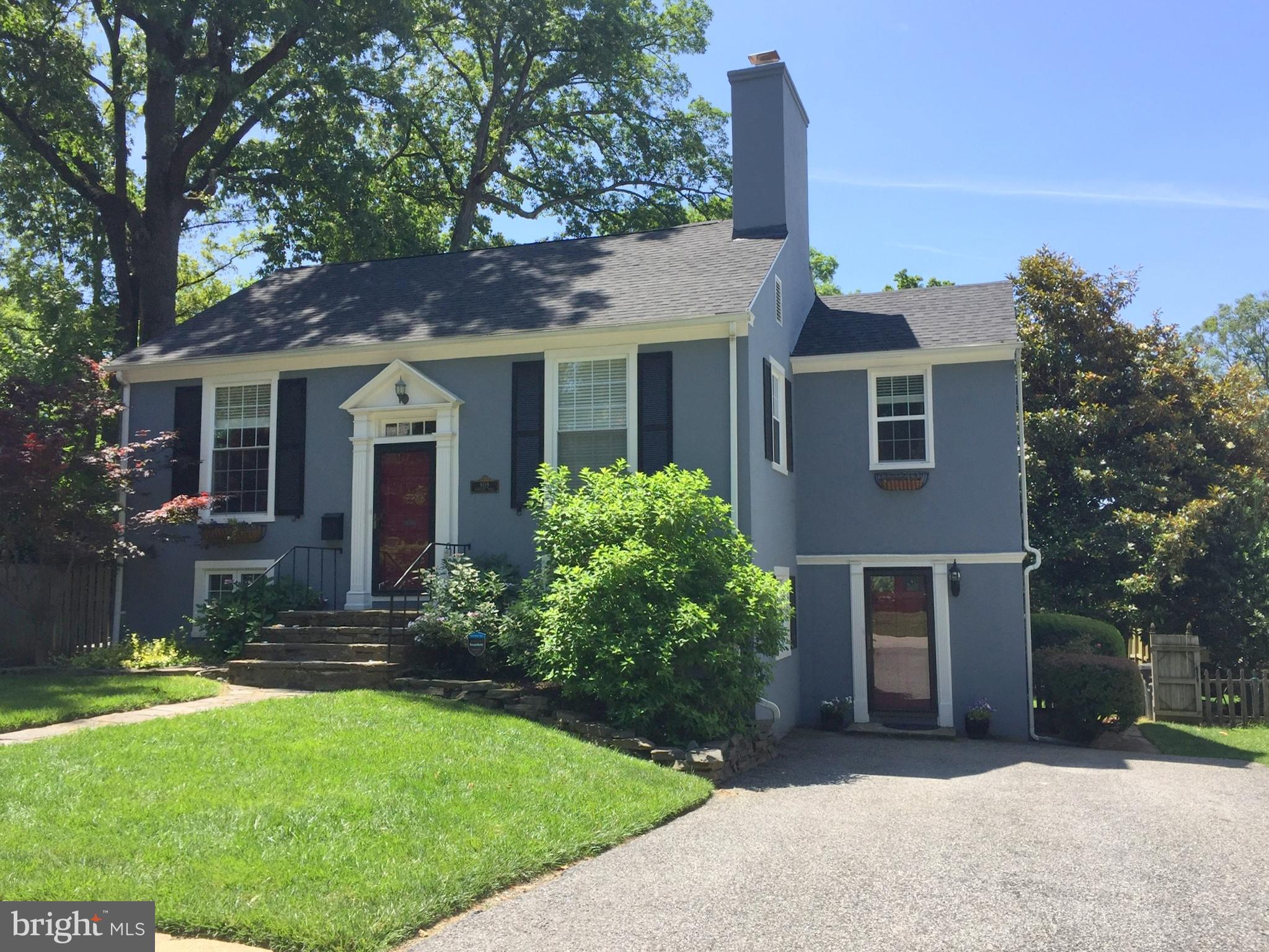 909 Kingston Road Baltimore, MD 21212 - Photo 3 of 47 Fabulous 909 Kingston. Over 2800 sq feet.