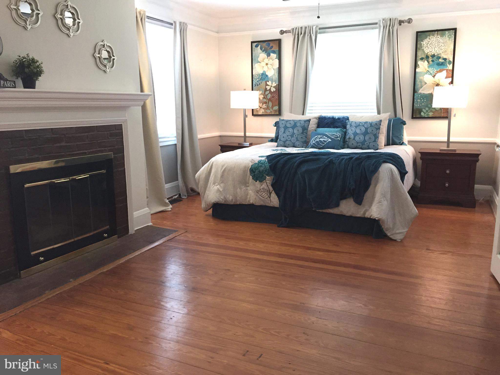909 Kingston Road Baltimore, MD 21212 - Photo 28 of 47 Master bedroom was living room years ago.