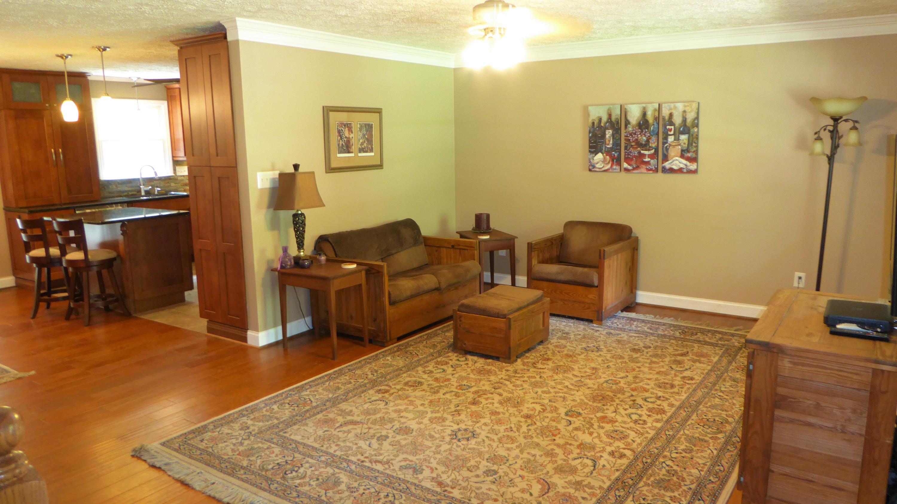 402 Mt Airy Road Hardy, VA 24101 - Photo 2 of 61 2 Living Room