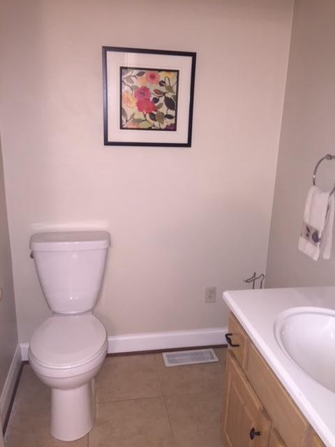 402 Mt Airy Road Hardy, VA 24101 - Photo 29 of 61 Entry Half Bath 5