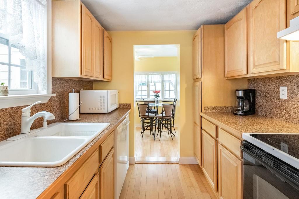 20 Grant Road Malden, MA 02148 - Photo 14 of 30 Gallery Image 14