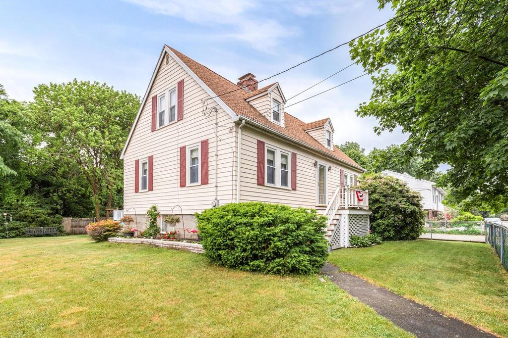 20 Grant Road Malden, MA 02148 - Photo 2 of 30 Gallery Image 2