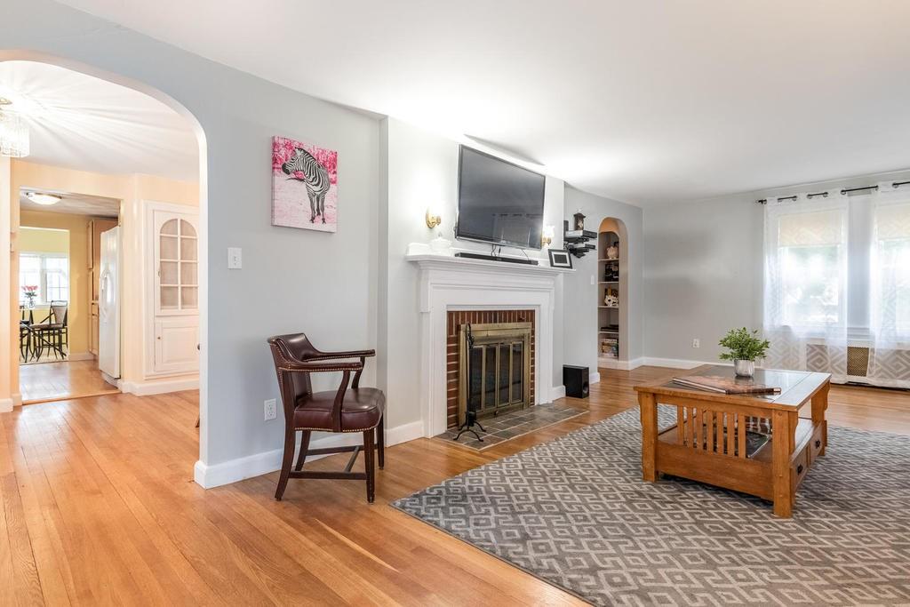 20 Grant Road Malden, MA 02148 - Photo 5 of 30 Gallery Image 5