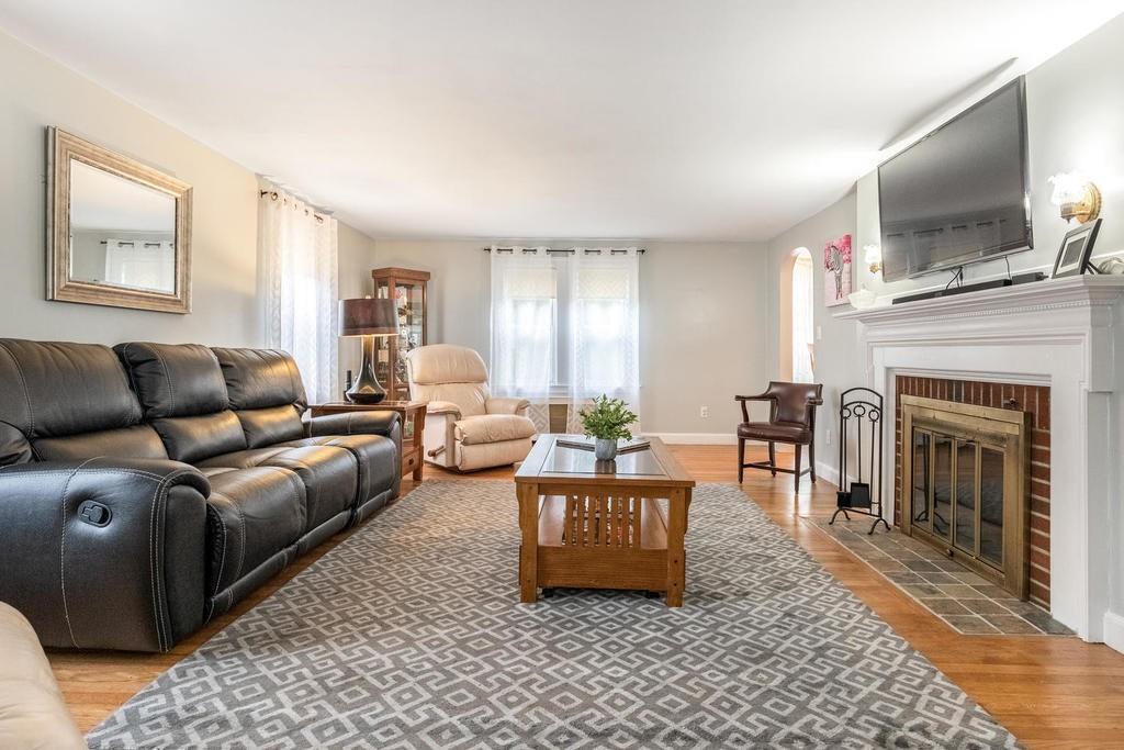 20 Grant Road Malden, MA 02148 - Photo 8 of 30 Gallery Image 8