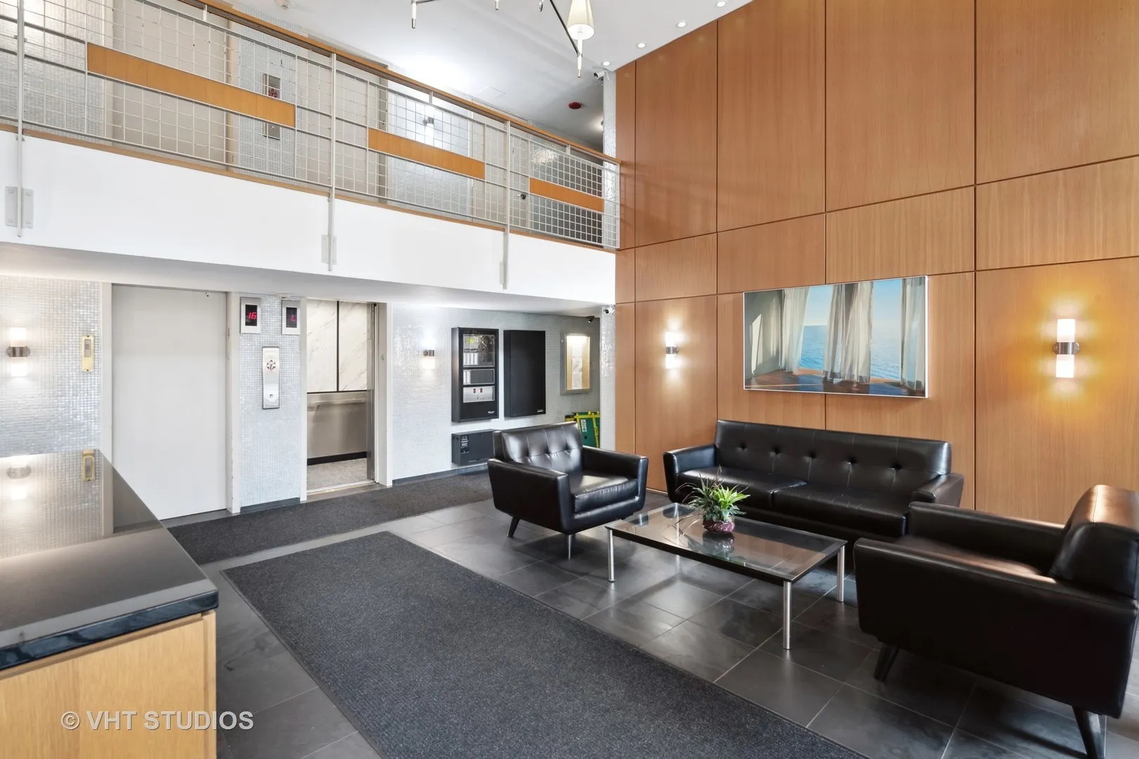 3033 North Sheridan Road, Unit 310 Chicago, IL 60657 - Photo 4 of 12 Gallery Image 4