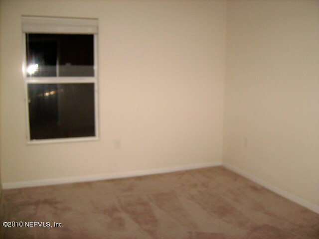 7920 Merrill Road, Unit 506 Jacksonville, FL 32277 - Photo 10 of 11 2nd BED ROOM