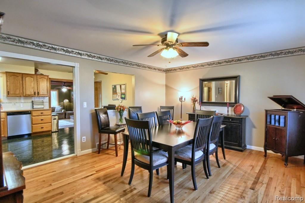 55191 Broughton Road Macomb, MI 48042 - Photo 12 of 30