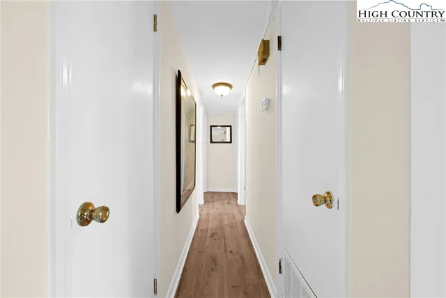 $450,000 | 214 Village Green, Unit B2, Blowing Rock, NC 28605