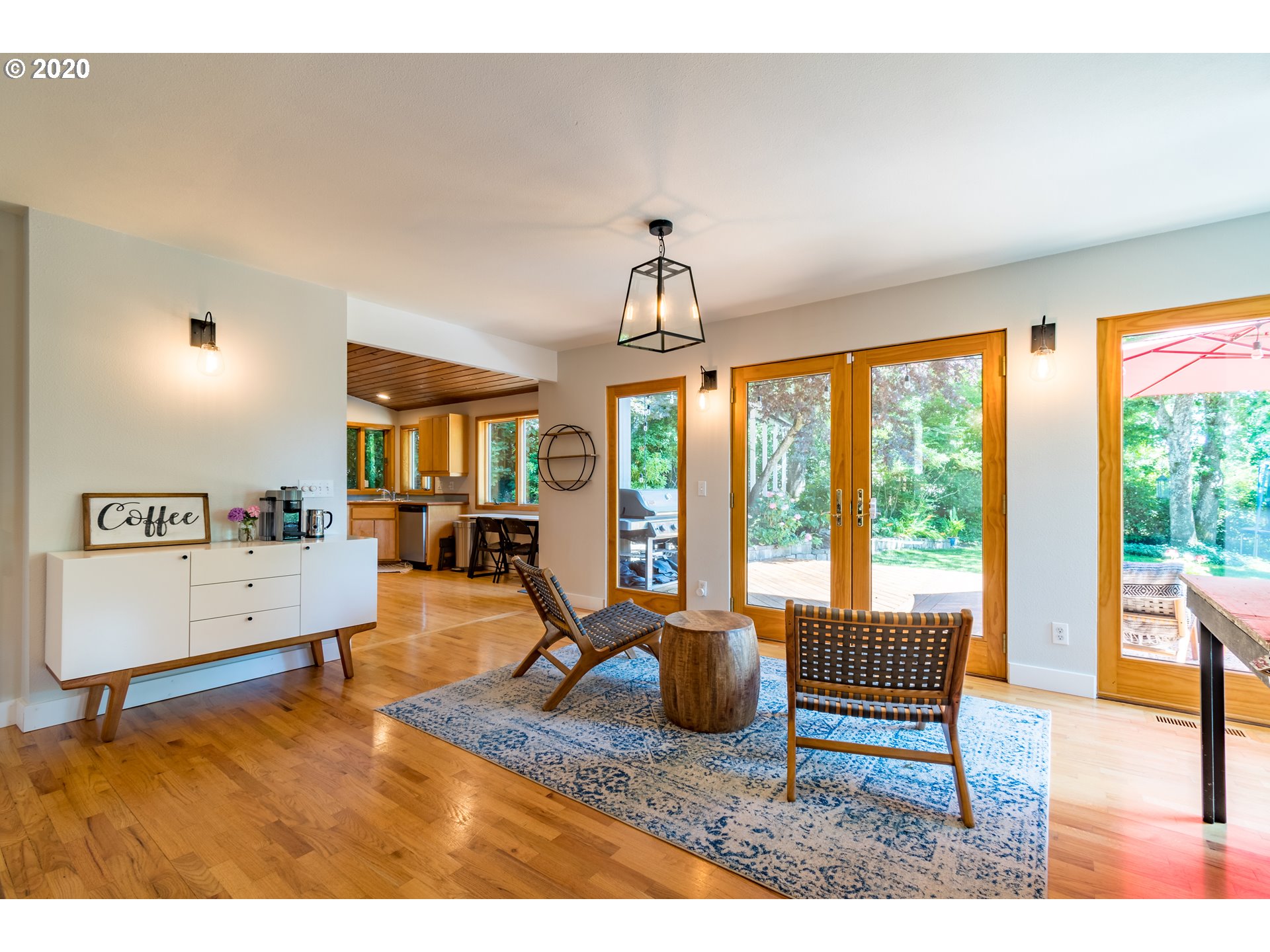 1810 Tigertail Road Eugene, OR 97405 - Photo 14 of 32 Gallery Image 14