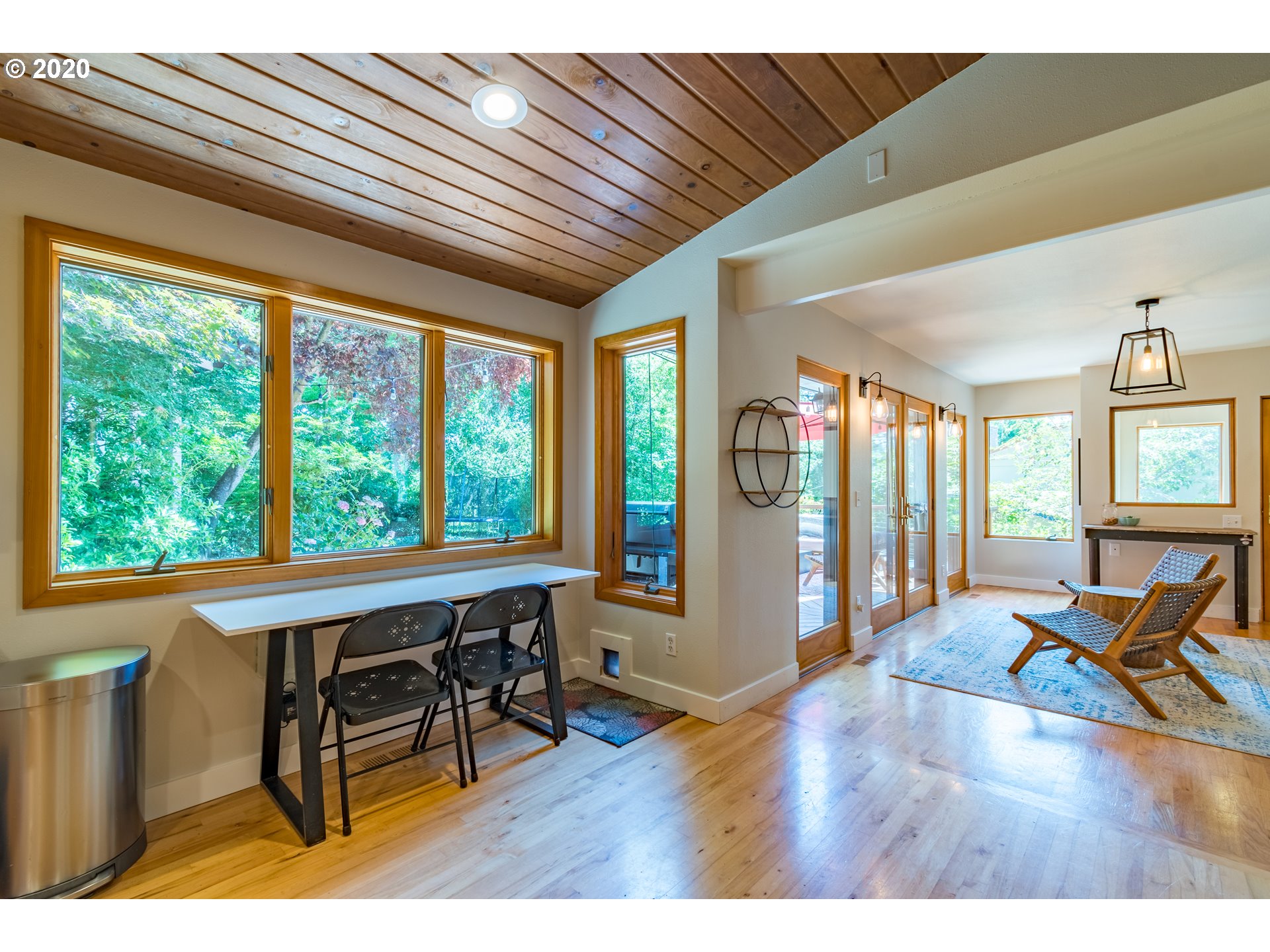 1810 Tigertail Road Eugene, OR 97405 - Photo 16 of 32 Gallery Image 16
