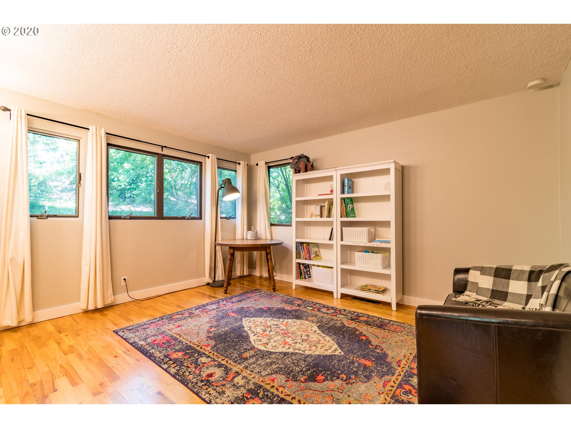 1810 Tigertail Road Eugene, OR 97405 - Photo 21 of 32 Gallery Image 21